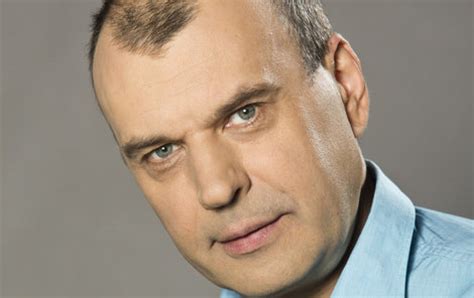 He is an actor, known for ordinace v ruzové zahrade 2 (2008), ordinace v ruzové zahrade (2005) and ranc u zelené sedmy (1996). Rychlý (50) z Tváře: Hrozí konec v soutěži! | Ahaonline.cz