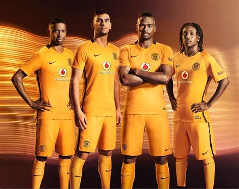 2019/20 stadium home trikot besticht mit teamdetails sag uns, was du denkst. Kaizer Chiefs 16-17 Heimtrikot veröffentlicht - Nur Fussball