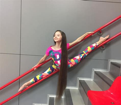 Pictures and screenshots of the beautiful russian model, acrobat, dancer and internet celebrity dana taranova. Dana Taranova : Dana Taranova | Cute Girls : Dana taranova ...