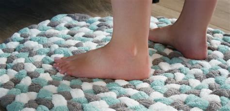 So i found one but when i click on it i only. Magnificent DIY Bath Mat