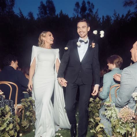 Hilary duff shows off toned legs at cecconi's! Just Married! See Hilary Duff and Matthew Koma's Gorgeous ...