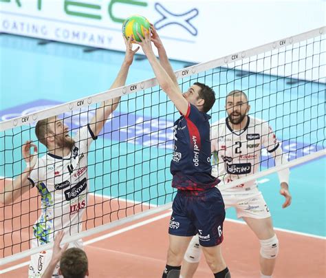 Your items will land in your wardrobe. Zaksa : Team Zaksa Kedzierzyn Kozle - #urodziny przesyłamy ...