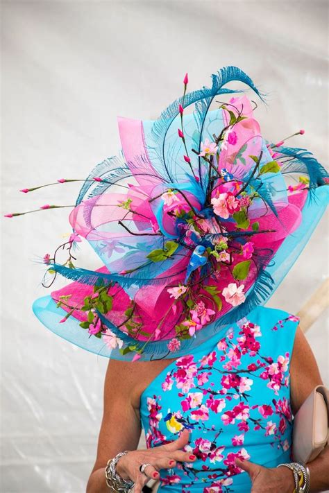 See more of kentucky derby fashion & style on facebook. The Boldest, Brightest Outfits From the Kentucky Derby in ...