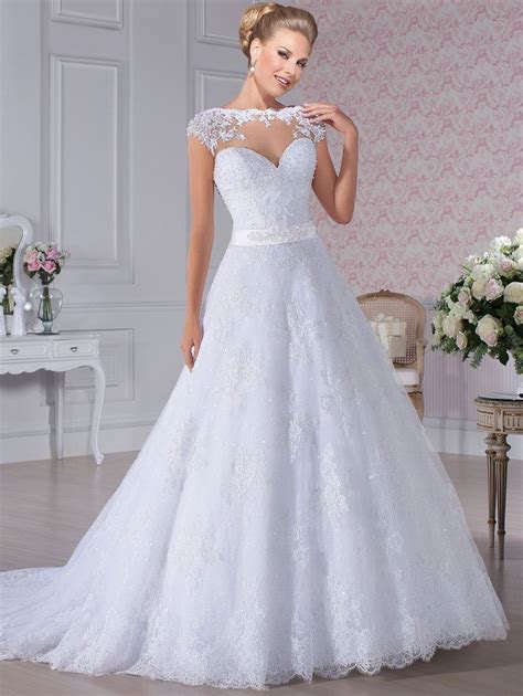 Auf der suche nach einem perfekten brautkleid für eine hochzeit mit wald, strand, rasen oder kaufen sie von milanoo für das schicke und gute qualit?t 2021 boho & bohemian hochzeitskleid in. Pin von Bianca auf Wedding & Evening Dresses | Kleid ...