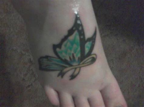 Endometriosis can affect women of any age. endometriosis tattoo I want to get an endo tattoo but on ...