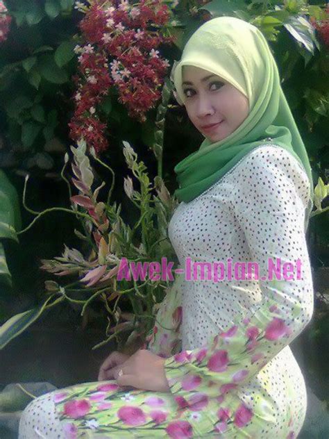 Baju kurung batik abaya kebaya islamic clothing muslimah by alibaba.com kim kebaya penang by nyonyakebaya.com.my 9 ide penampilan wisuda dengan kebaya dan hijab syar i anti ketat by hipwee.com raya baju ketat related keywords suggestions raya baju ketat by keywordbasket.com Gadis Melayu Pakai Baju Kurung Ketat