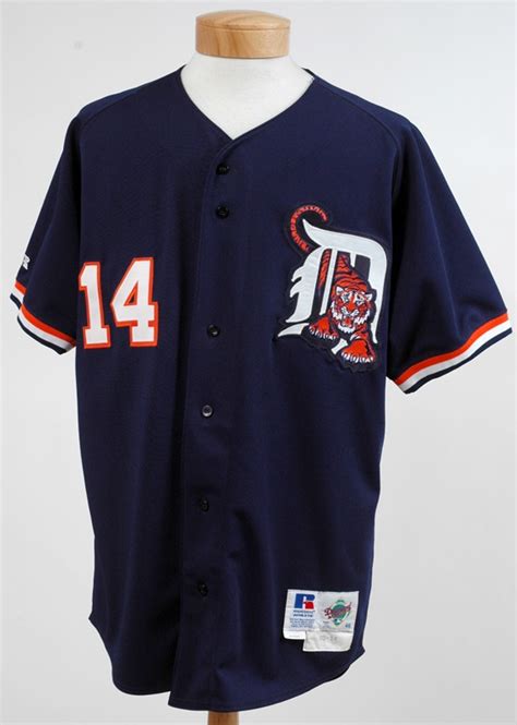 We have detroit tigers throwback jerseys of classic players like al kaline, hank greenberg, alan aside from our detroit tigers uniforms, we have custom mlb jerseys for other teams in the league. 1995 Detroit Tigers Blue Alternate Jersey