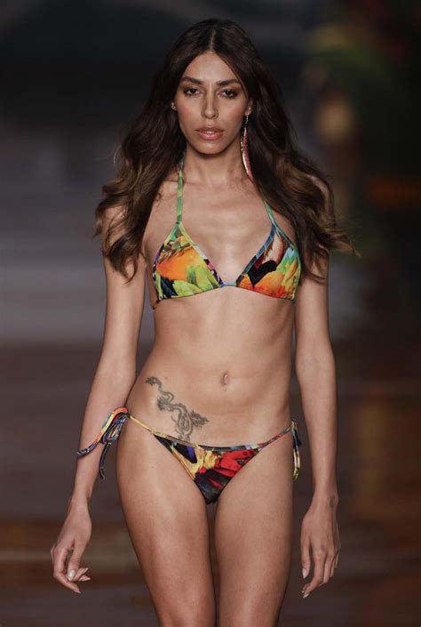 Real girls doing real things. 6 Hottest Transgender Models Proud Of Being a Woman ...