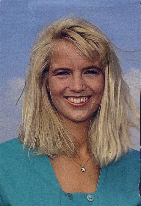 She has her own magazine linda. Linda de Mol 1985 - 1990