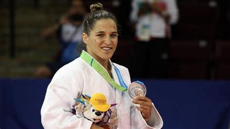 Paula belén pareto (born 16 january 1986 in buenos aires, argentina) is an argentinian judoka. Contratar Paula Pareto (011-4740-4843) o al (011-2055-4218) Onnix Entertainment Group - Onnix ...