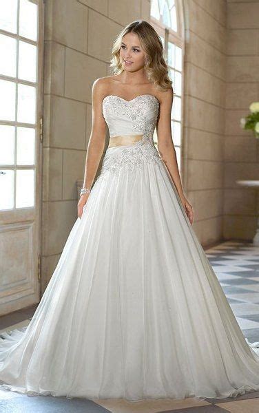 Maybe you would like to learn more about one of these? What Are Hochzeitskleid Rürei Schleppe? - Olivia Es De ...