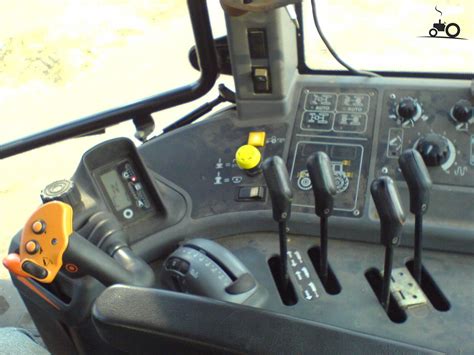 2000 new holland tm 150. Foto New Holland Interieur #49190