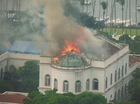 We did not find results for: G1 - Incêndio atinge prédio da UFRJ na Zona Sul do Rio ...