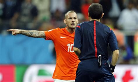 The official page of wesley sneijder. wesley sneijder #662555 - uludağ sözlük galeri