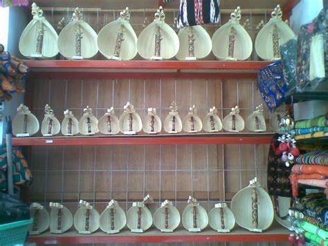 Jika sudah dicuci, jangan peras baju! Dapur Yenny...... Dapur Penuh Cinta : perjalanan ke kupang