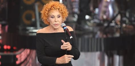 Ornella vanoni, junior cally, sanremo 2020, sanremo. Sanremo 2020: Ornella Vanoni si scaglia contro Junior ...