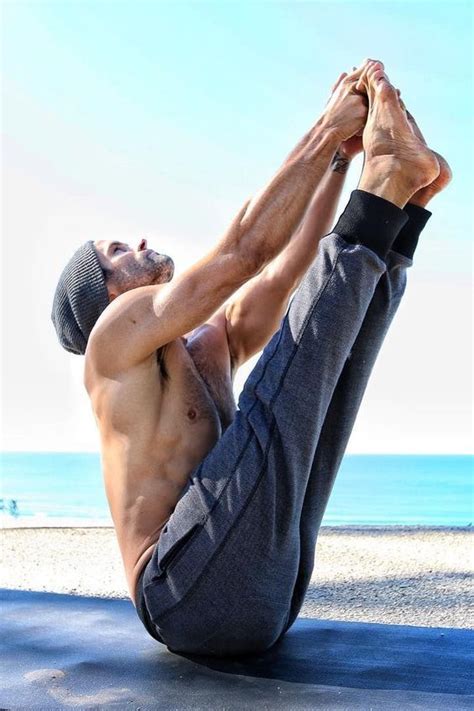 Famous men who do yoga. 30 hot, shirtless yogis who prove real men do yoga # ...