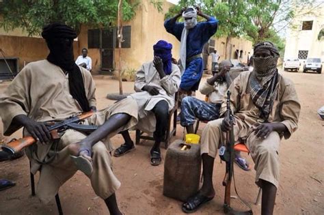 A sneak peek at the creation of the iconic photo that has taken the world by storm. NIGERIA ARMY KILLS SUSPECTED BOKO HARAM/ISWAP CHIEF ...