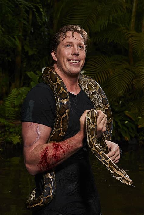 Freek jacobus vonk (born 24 february, 1983) is a dutch biologist who specializes in herpetology with a special interest in snake venom. Portret - Studio Nico Kroon Fotografie