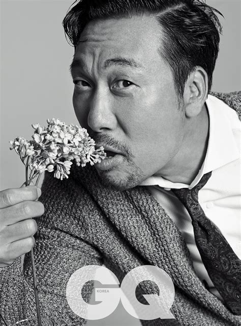 이문세, '찐팬' 유재석에게 듀엣 제안 놀면 뭐하니? 13년만에 앨범나오는 이문세 GQ 화보 : 네모판