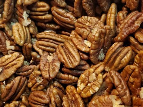 How calories in nuts add up. Pecans Nutrition Facts - Eat This Much