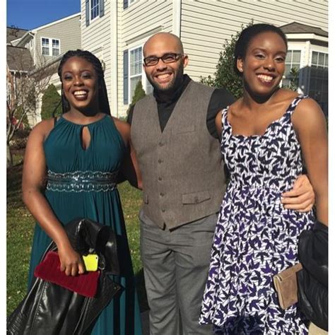 An alternate cover edition for the isbn can be found here. PHOTOS: Meet Chimamanda Adichie's Handsome Brother ...