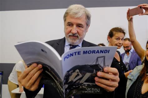 «quello che tutte queste persone sentono è che non stato è un evento naturale. Ponte Morandi: i giornalisti raccontano un anno di cronaca ...