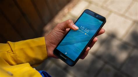 Wer zuschlägt, bekommt solide hardware. Fairphone 3 Test: was am reparierbare Smartphone gut ist ...