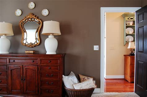 Inspiration pour une chambre victorienne. My Houzz: French Country Meets Southern Farmhouse Style in ...