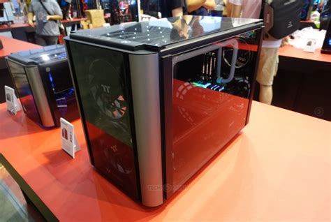 The level 20 vt is all about big things coming in small packages. Thermaltake представила корпуса Level 20 XT и Level 20 VT ...