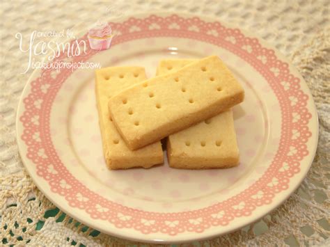 Christmas cookies or christmas biscuits are traditionally sugar cookies or biscuits (though other flavours may be used based on family traditions and individual preferences) cut into various shapes related to christmas. Scottish Christmas Cookies - Christmas Cookies Cranberry ...
