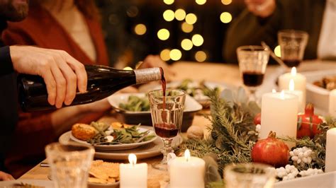A traditional christmas snack menu includes smoked salmon, tartlets, ham and cheese balls, steak and scallion. Most Popular British Christmas Dinner - Traditional Christmas Dinner Menu Recipes Great British ...