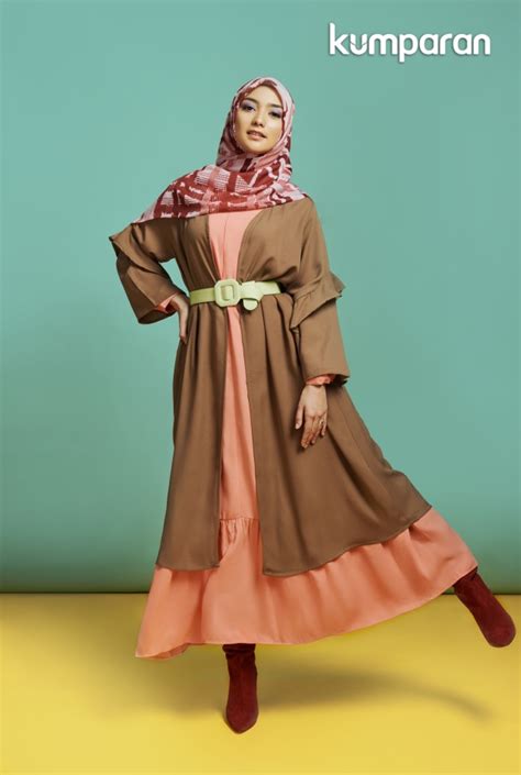 Pakaian muslimah jenama mutif menawarkan produk berkualiti pada harga yang berpatutan. Gaya Baju Muslimah Stylist - Gaya Fashion Muslim Dari Tren Summer 2020 Styling Seviq Febinita ...