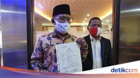 Penetapan status ini setelah dia diduga melakukan penghinaan terhadap nahdlatul ulama (nu) melalui rekaman videonya. Diduga Hina NU, Gus Nur Dilaporkan Ketua Pengurus Cabang Cirebon ke Bareskrim