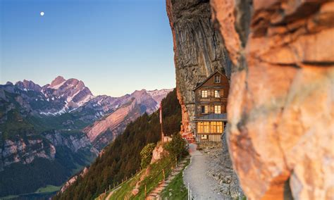 Schweiz: Berggasthaus Aescher-Wildkirchli in den Alpen ...