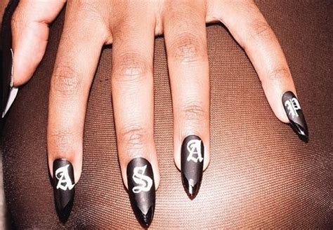 Asap rocky is always spotted giving us new looks and has never been afraid of colour. a$ap rocky nails - Google Search | How to do nails, Nails ...