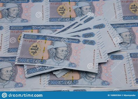 Send money online from western union malaysia or walk in to one of our agent locations to transfer money in person. Myanmar Kyats Banknote, Money, Kyat Currency Obraz Stock ...