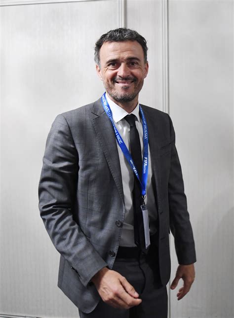 Luis enrique martínez garcía, o simplemente luis enrique, es un entrenador de fútbol. Luis Enrique reitera que no cambiará el estilo de España ...