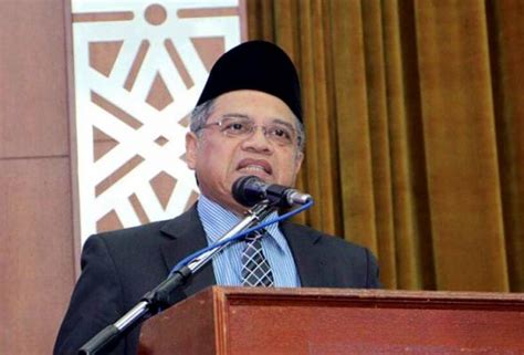 Hakikatnya, ia jauh lebih besar dan kompleks daripada itu. Isu tanda 'Tiada Babi': Logo Halal Malaysia panduan ...