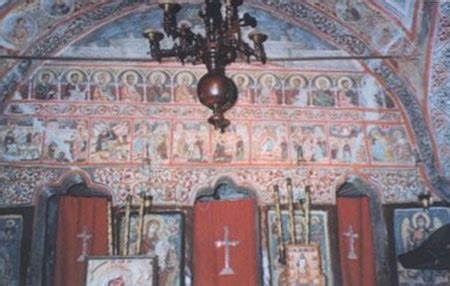 O astfel de intamplare a avut loc la manastirea frasinei, care adaposteste o icoana a maicii domnului cu pruncul iisus hristos. EXCURSII DE WEEKEND: Manastirea Frasinei
