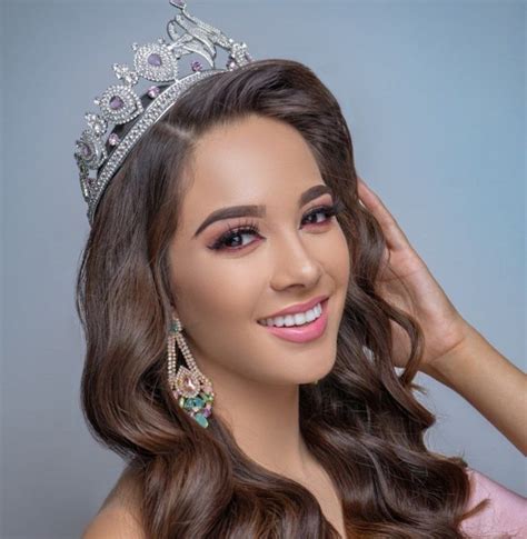 La miss france normande amandine petit a dévoilé sa robe nationale conçue par un créateur normand pour miss univers dans la nuit de jeudi publié le 14 mai 2021 à 10h12. Teen Universe Mexico 2021 - Anaili Ocejo de Sonora - The ...