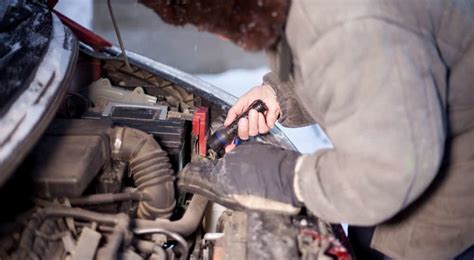 Depending on how much you drive, your car's battery should last between one and four years. 6 Easy Steps to Recondition a Car Battery - Smart Motorist