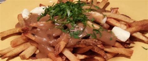 Louis magazine, their poutine consists of marcoot cheese curds, buffalo chicken gravy, and kennebec potatoes. Poutine To The Extreme - Phoenix - Yelp