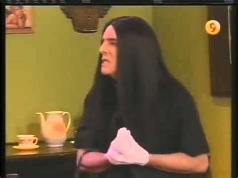 9 de marzo de 1941) es un actor, humorista, autor, director, productor y profesor de teatro argentino. Antonio Gasalla - Soledad Dolores Solari, El baño - YouTube