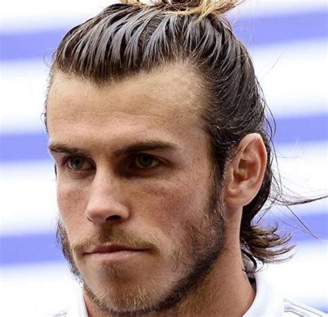 Black hairstyles for 7 year olds. 29 Best Soccer Player Haircuts (2021 Guide) | Soccer ...