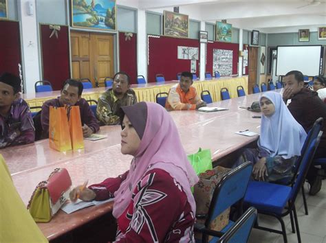 Sekolah menengah sains hulu selangorעובד השכלה תיכונית, השכלה גבוהה(מכללות ואוניברסיטה), מנהל ציבורי, השכלה פעילויות. TINTA MAYA: LAWATAN PENANDA ARAS SM SAINS HULU SELANGOR