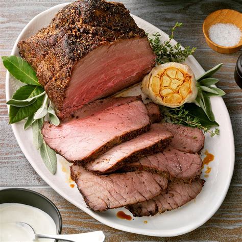 An easy and elegant dinner beef tenderloin is a long cylindrical muscle that is found in the loin near the backbone. Beef Tenderloin For Christmas Dinner - My Christmas Dinner ...