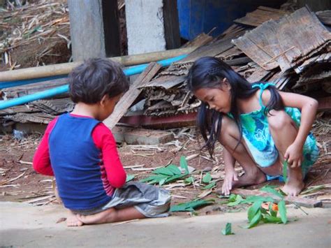 Added to your profile favorites. kids playing - Picture of Project Kajsiab Laos, Huay Xai ...