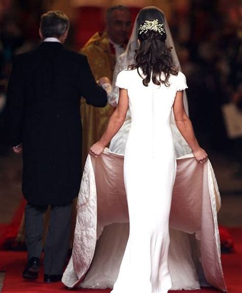 Regal ball gown, grace kelly. Mengintip Keindahan Gaun Pengantin Kate Middleton, Facespooks