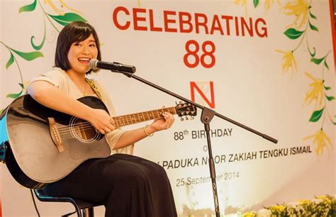 Tengku noor zakiah tengku ismail. Tengku Dato' Paduka Noor Zakiah celebrates her 88th ...